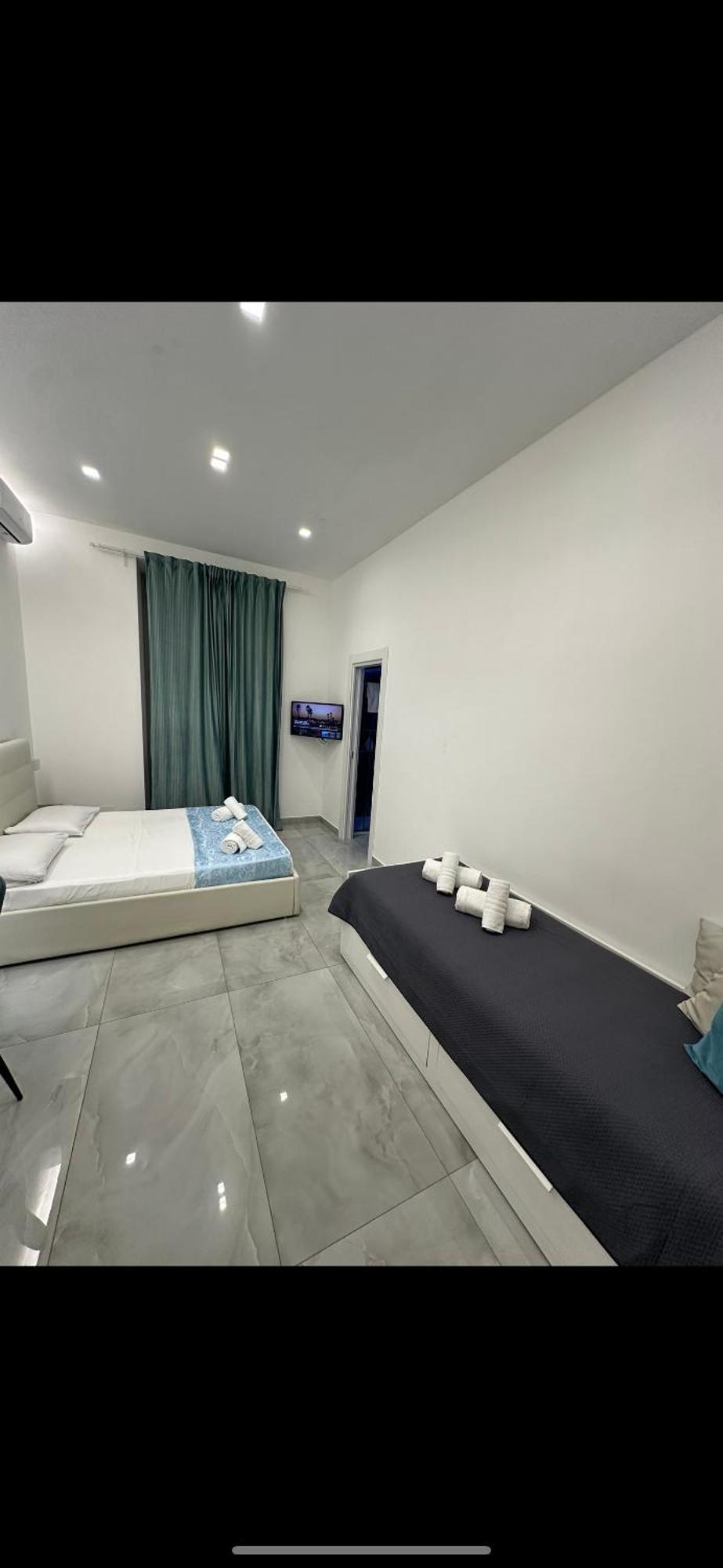 Barbaro Suite & Apartment Naples Exterior photo